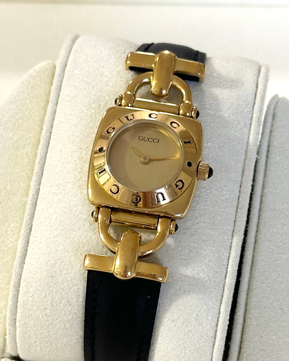 Gucci "Horsebit" 6300L – Reloj de mujer de los años 90