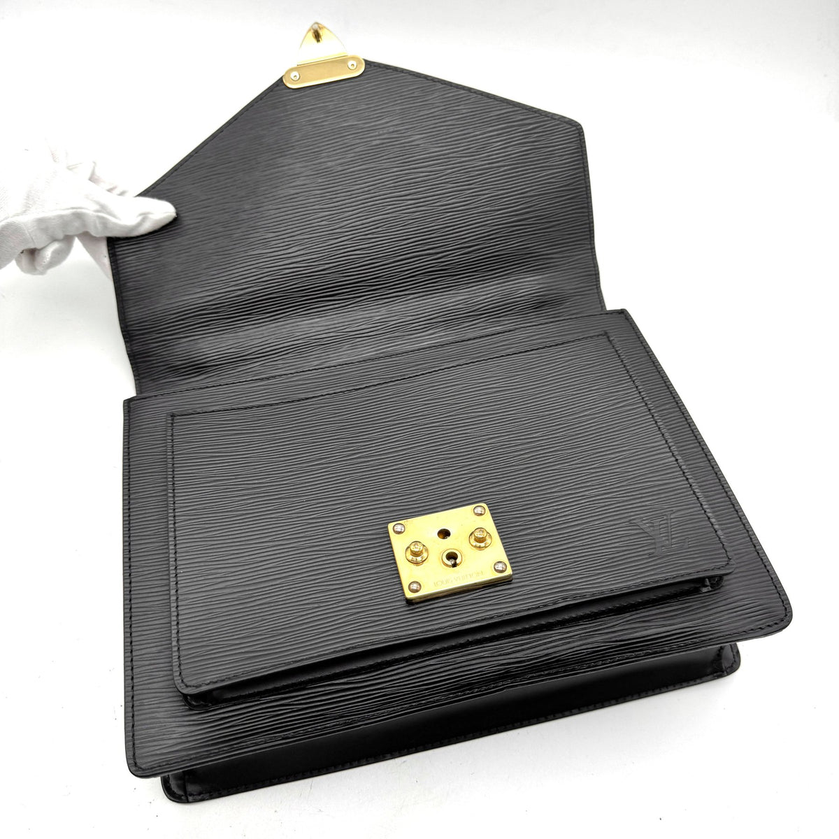 Louis Vuitton Monceau Borsa Epi Leather Nera Vintage 1993 – Pre-Owned Ottime Condizioni